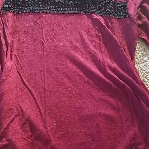 2 for $10! Belly by Design Dark Red Top w/ Black Lace Detail - Picture 5 of 5